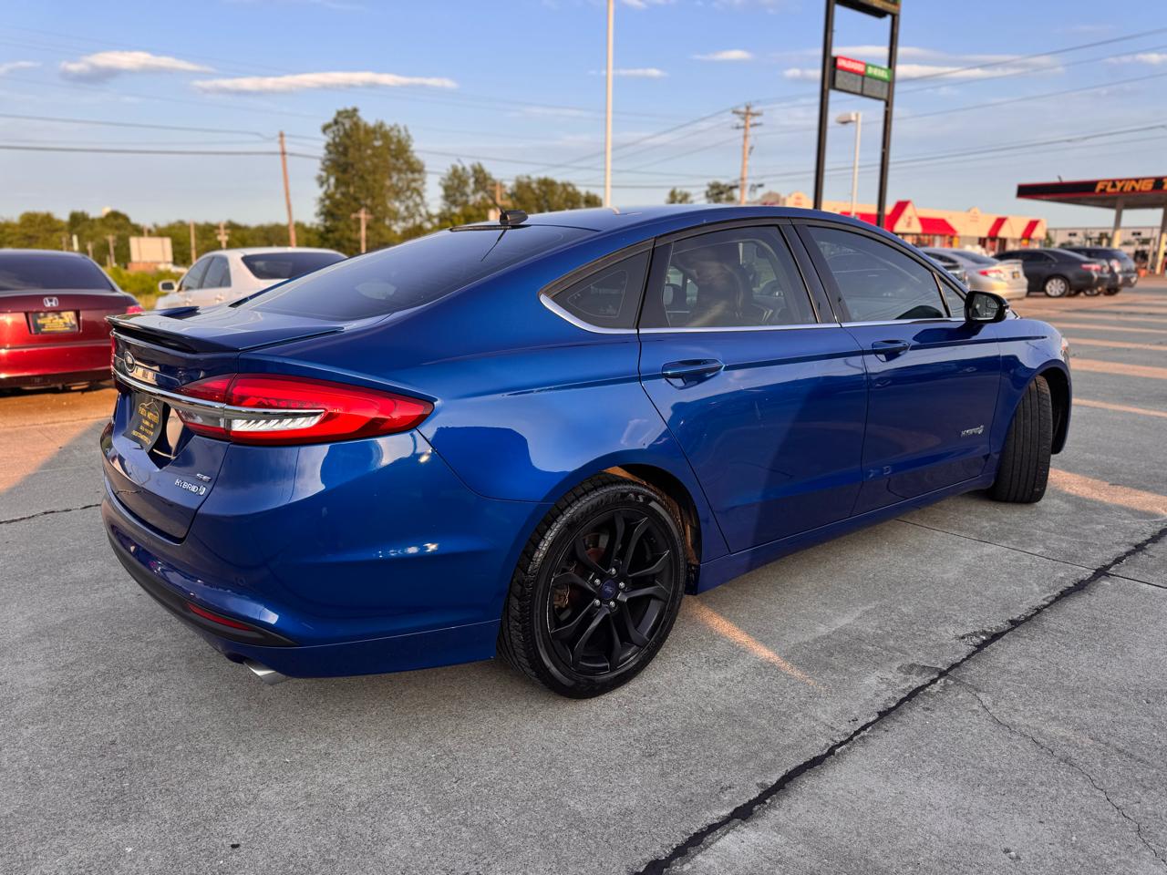 Ford Fusion Hybrid SE 2017