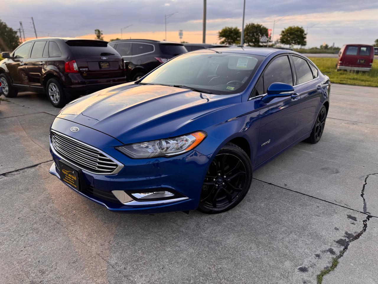 Ford Fusion Hybrid SE 2017