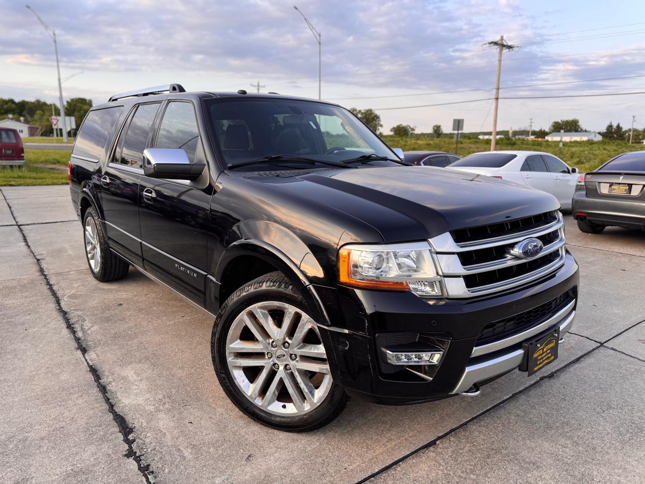 Ford Expedition EL Platinum 4WD 2016