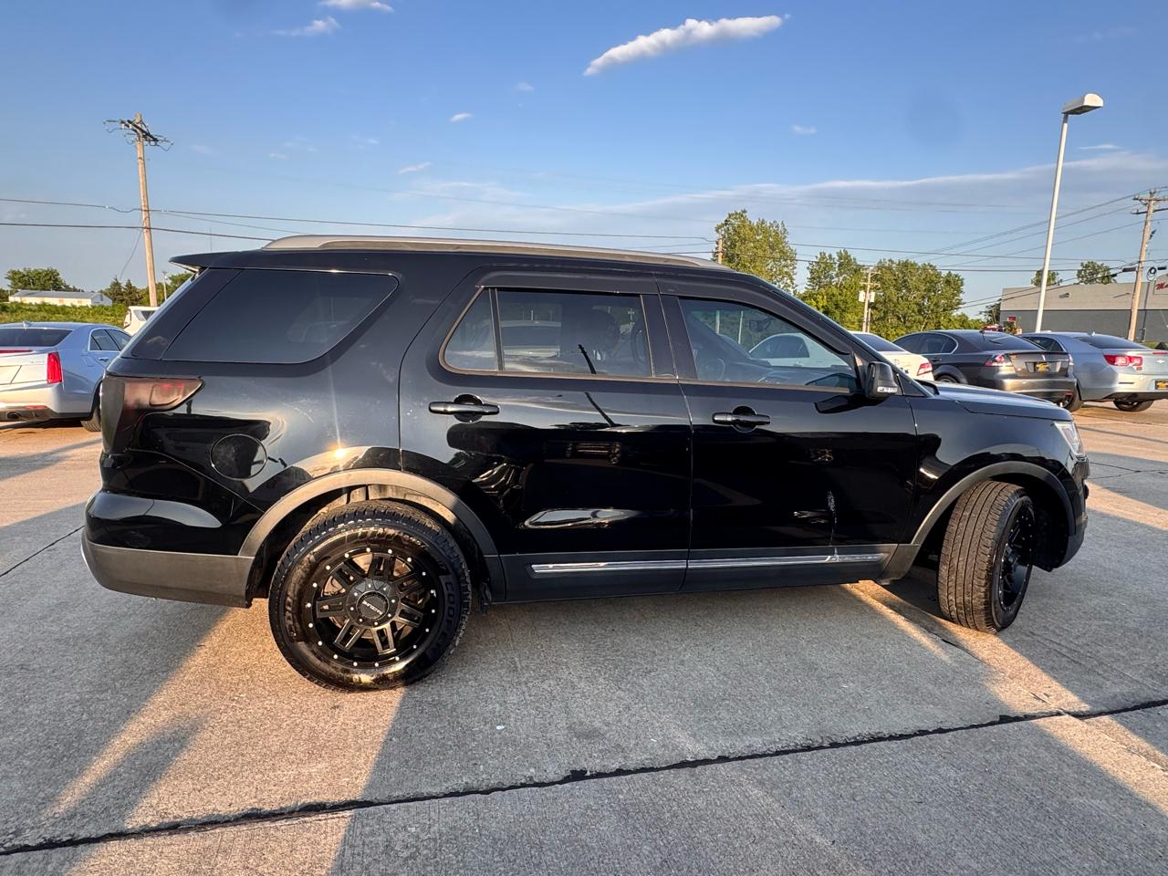 Ford Explorer XLT FWD 2016