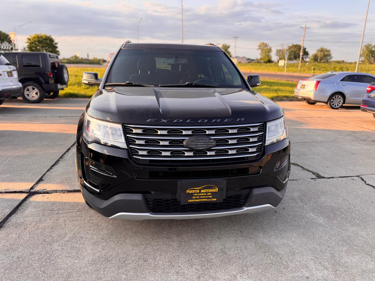 Ford Explorer XLT FWD 2016