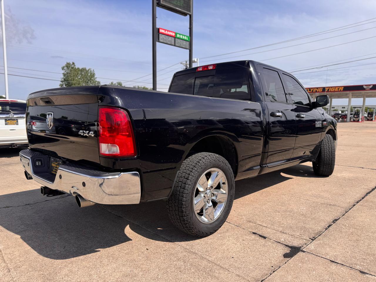RAM 1500 SLT Quad Cab 4WD 2013