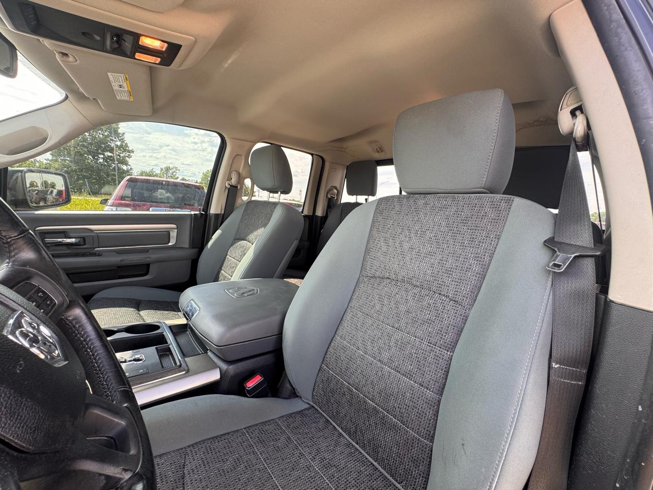 RAM 1500 SLT Quad Cab 4WD 2013