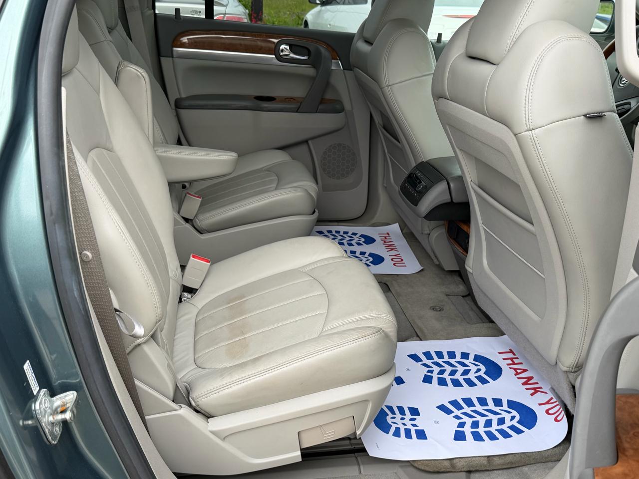 Buick Enclave CXL FWD 2009