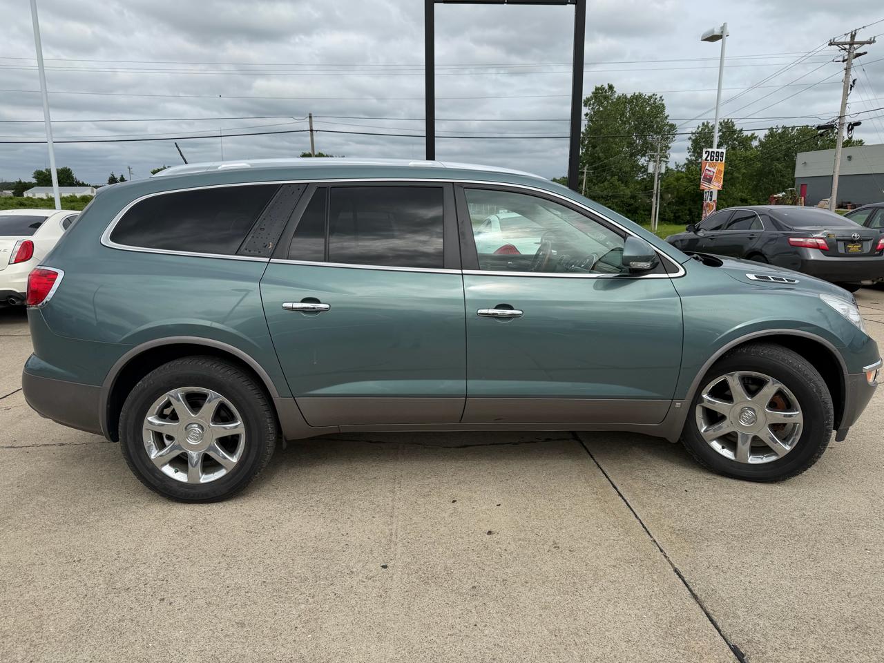 Buick Enclave CXL FWD 2009