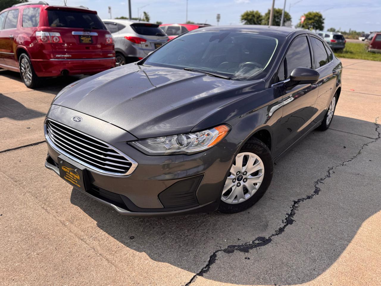 Ford Fusion S 2019