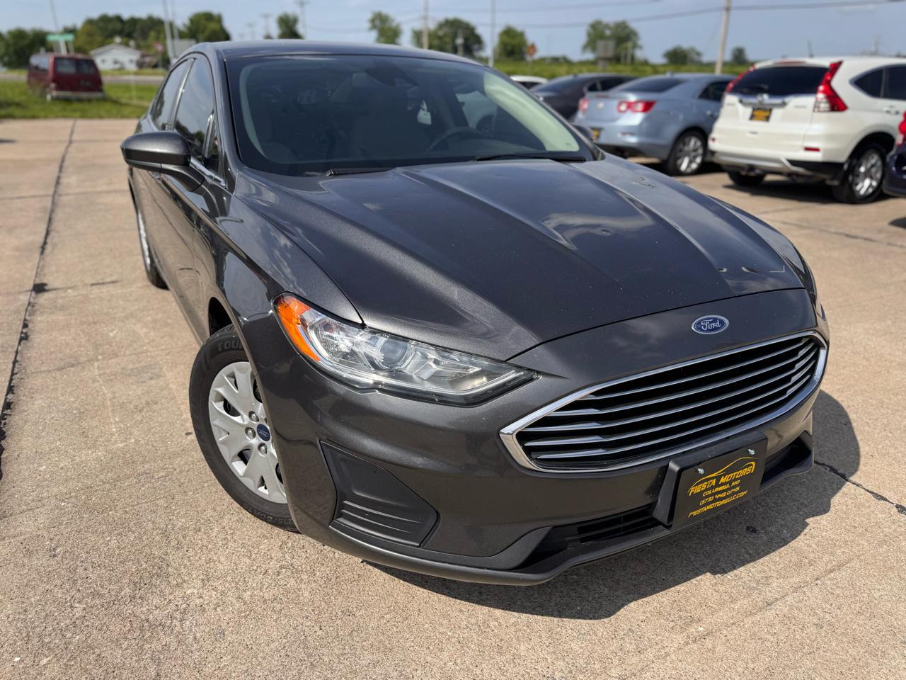 Ford Fusion S 2019