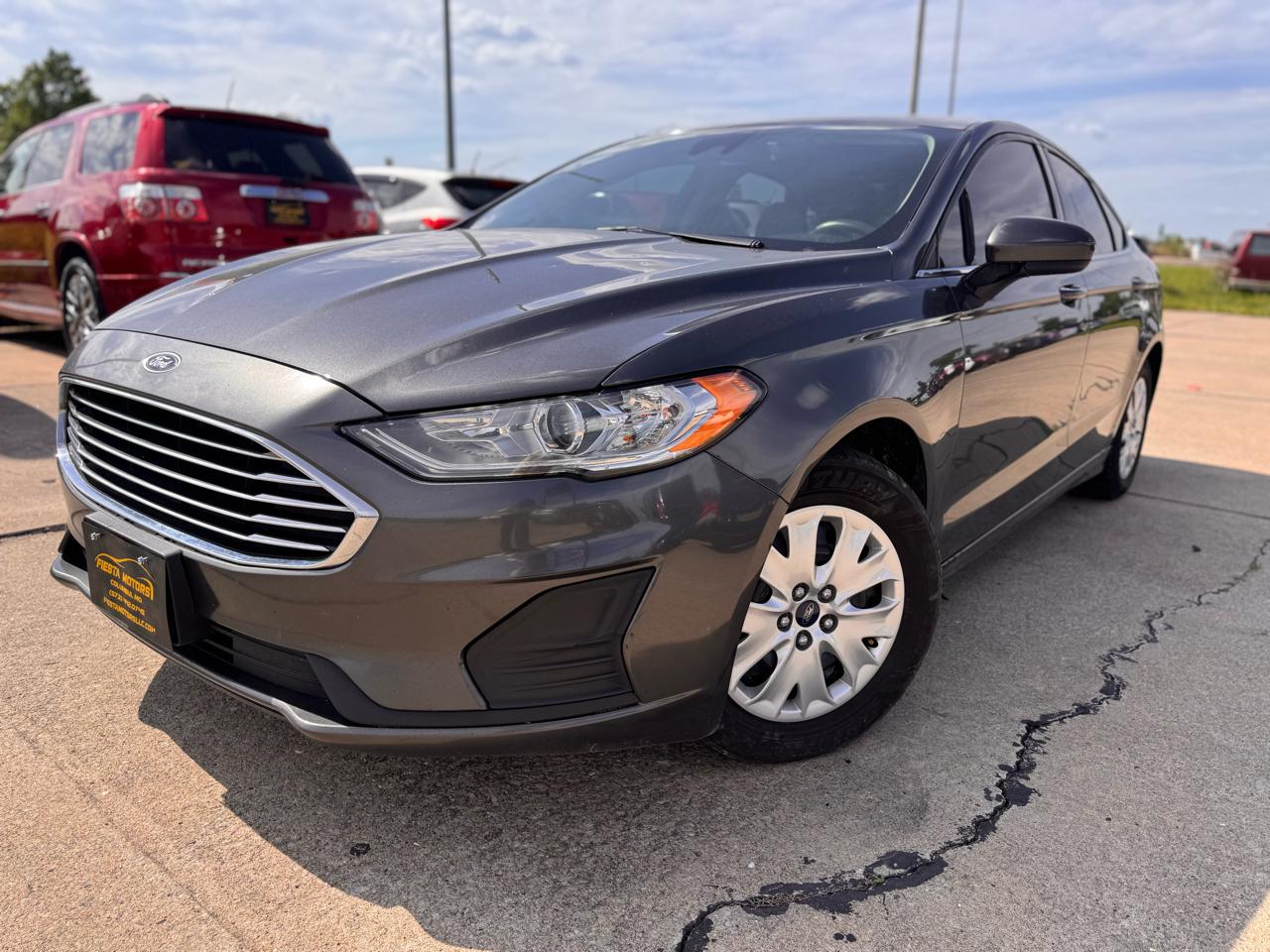 Ford Fusion S 2019