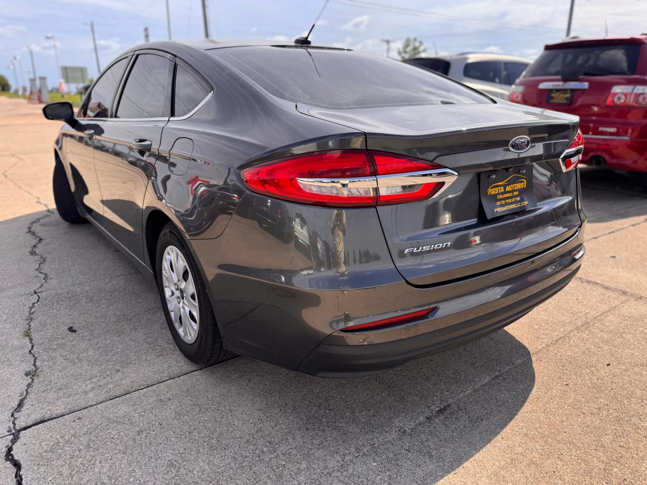 Ford Fusion S 2019