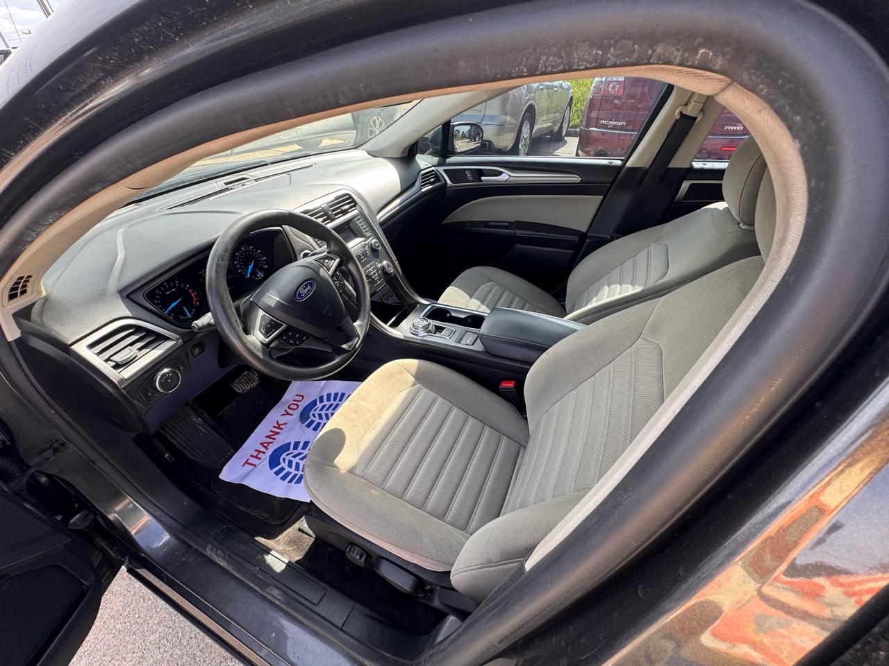 Ford Fusion S 2019