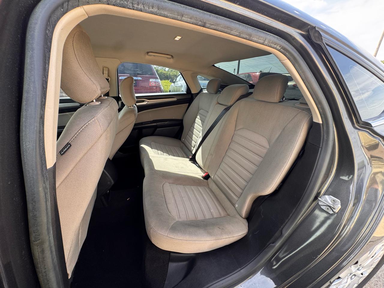 Ford Fusion S 2019
