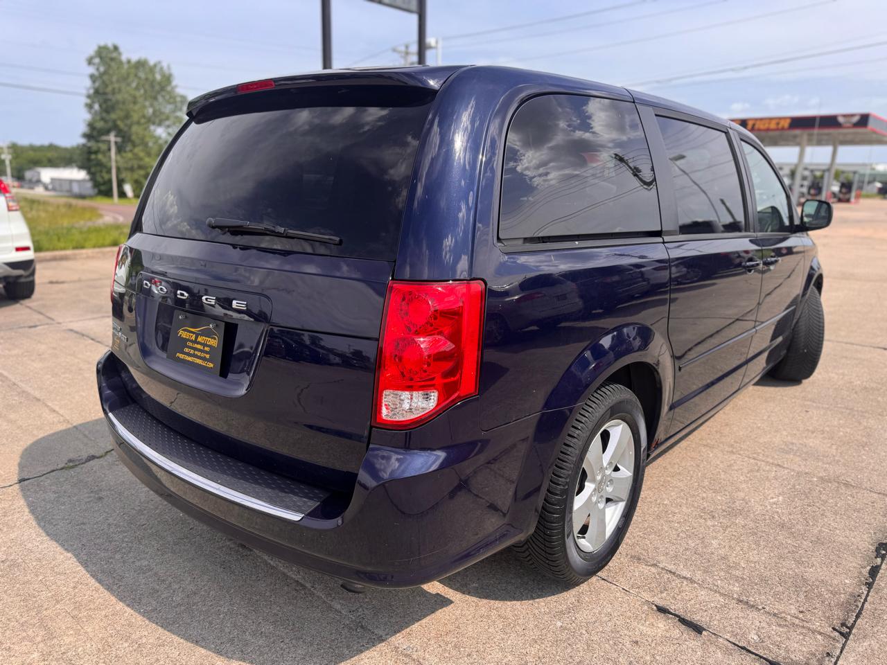 Dodge Grand Caravan SE 2013