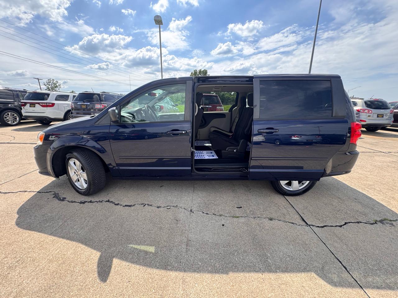 Dodge Grand Caravan SE 2013
