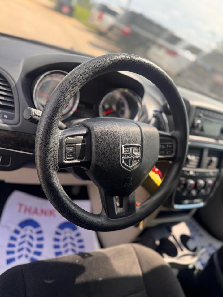 Dodge Grand Caravan SE 2013