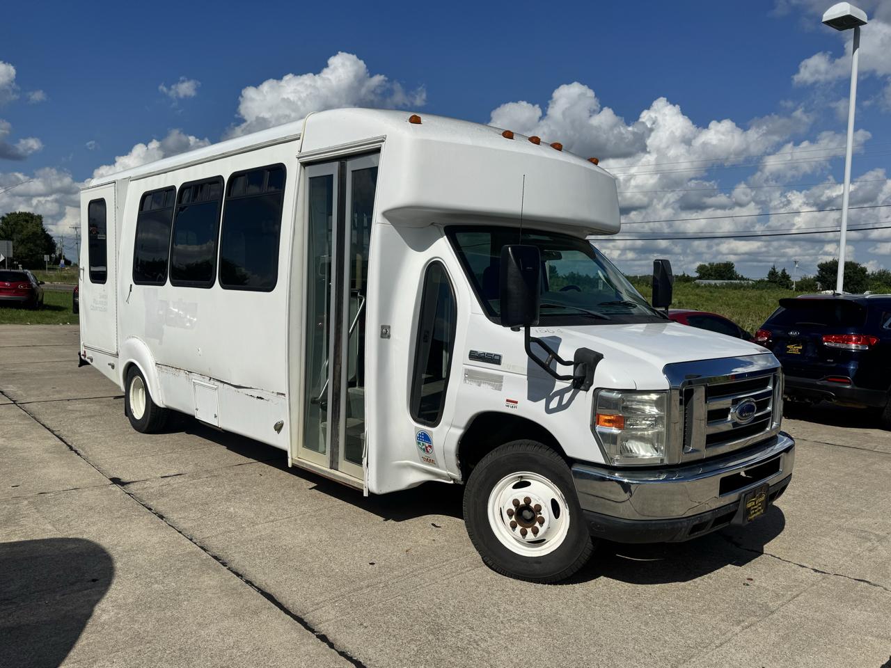 2009 Ford Econoline E-450