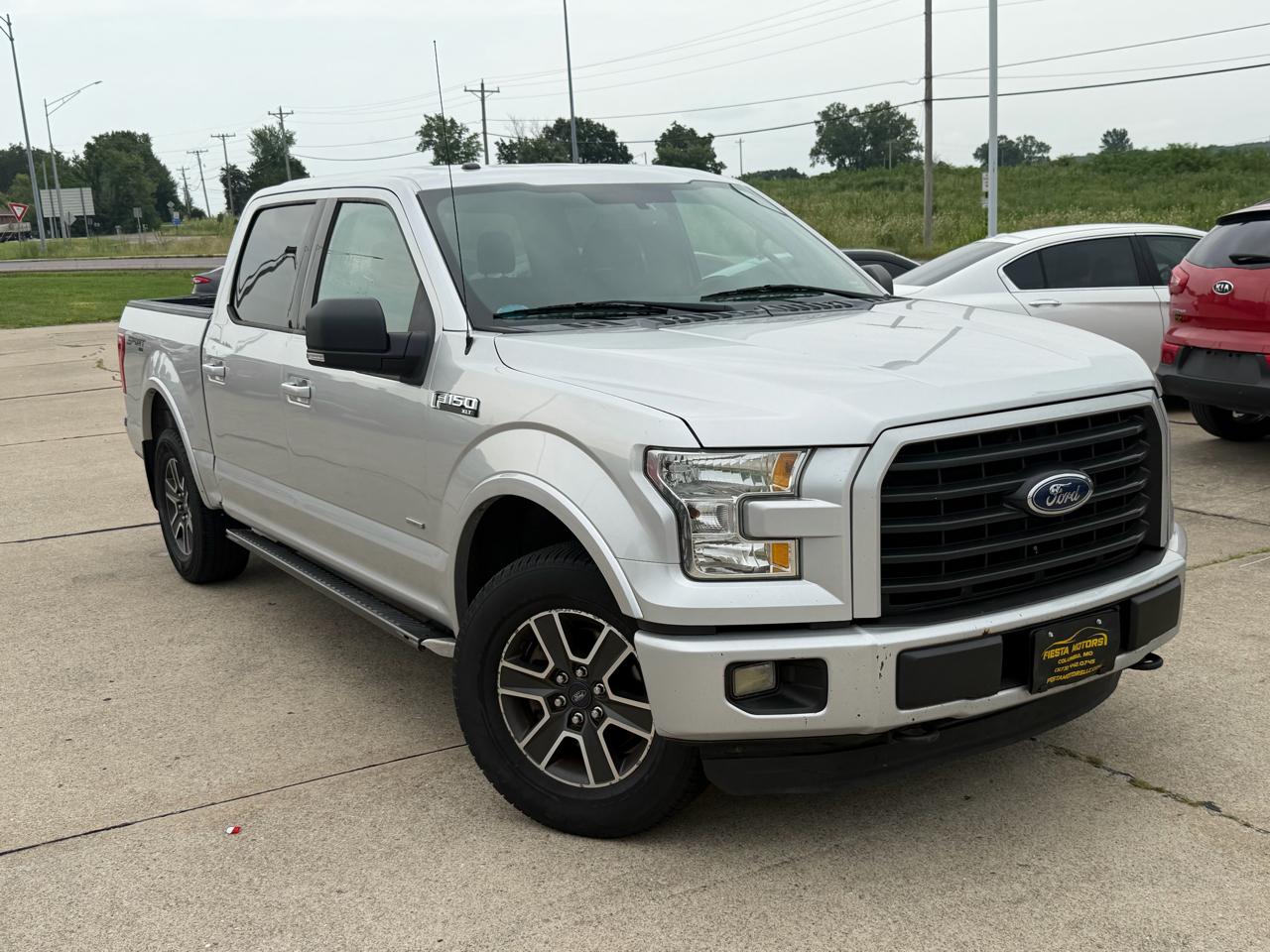 Ford F-150 XL SuperCrew 5.5-ft. Bed 4WD 2015