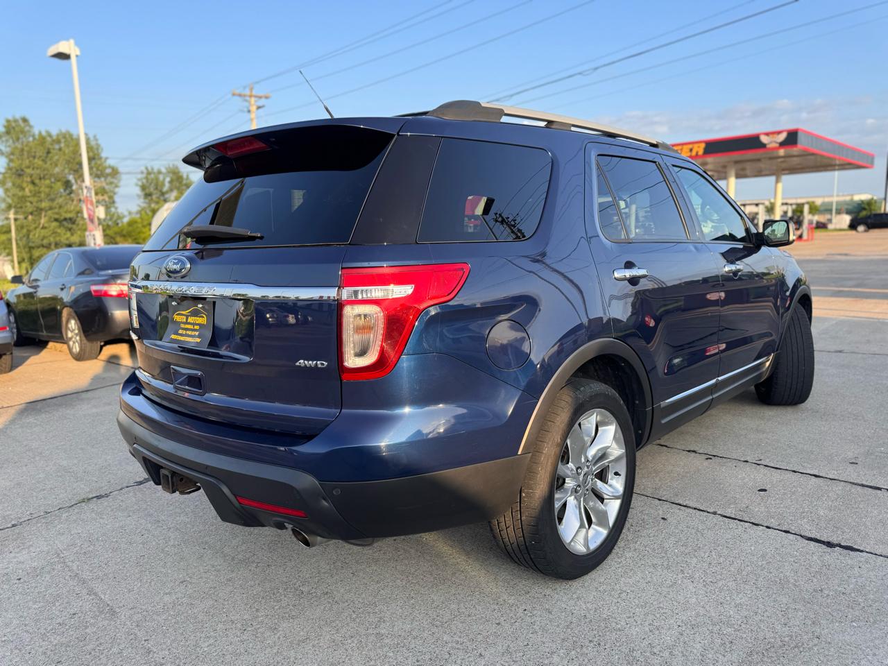 Ford Explorer Limited 4WD 2012