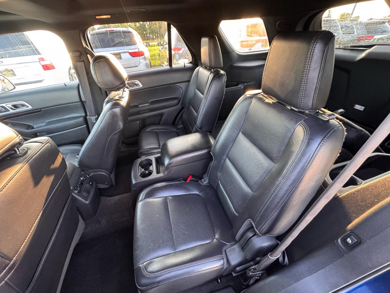Ford Explorer Limited 4WD 2012
