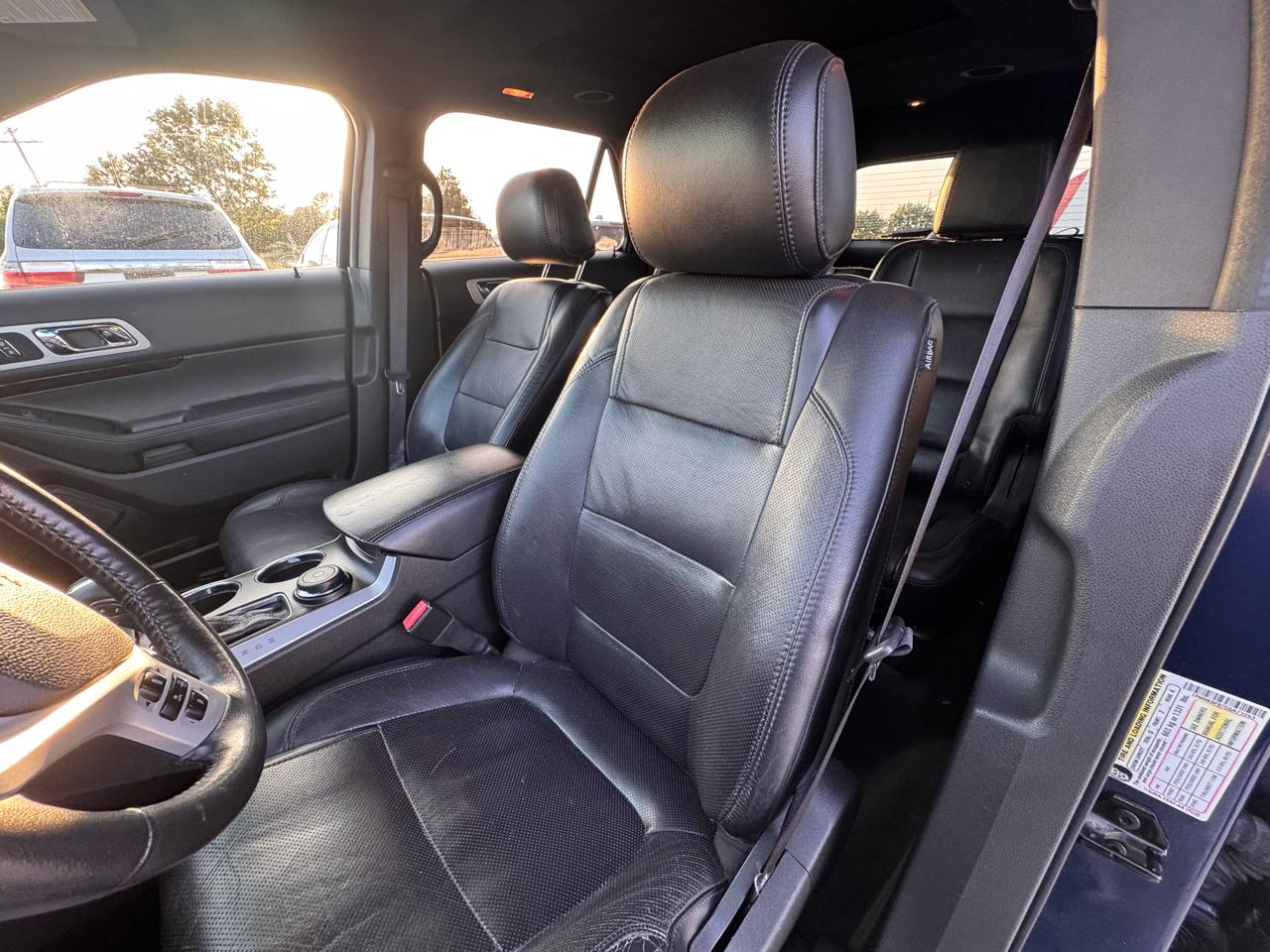 Ford Explorer Limited 4WD 2012
