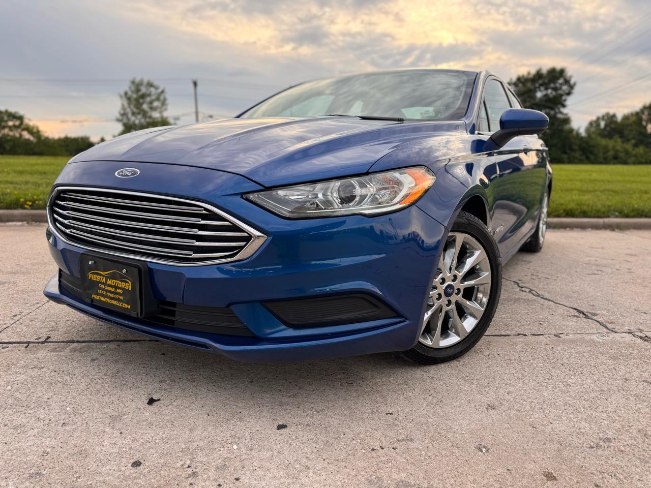 Ford Fusion Hybrid SE 2017