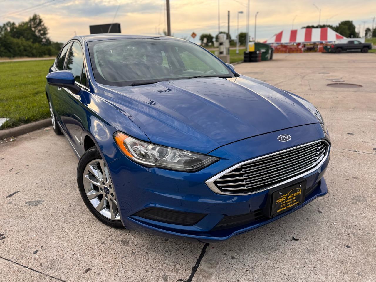 Ford Fusion Hybrid SE 2017