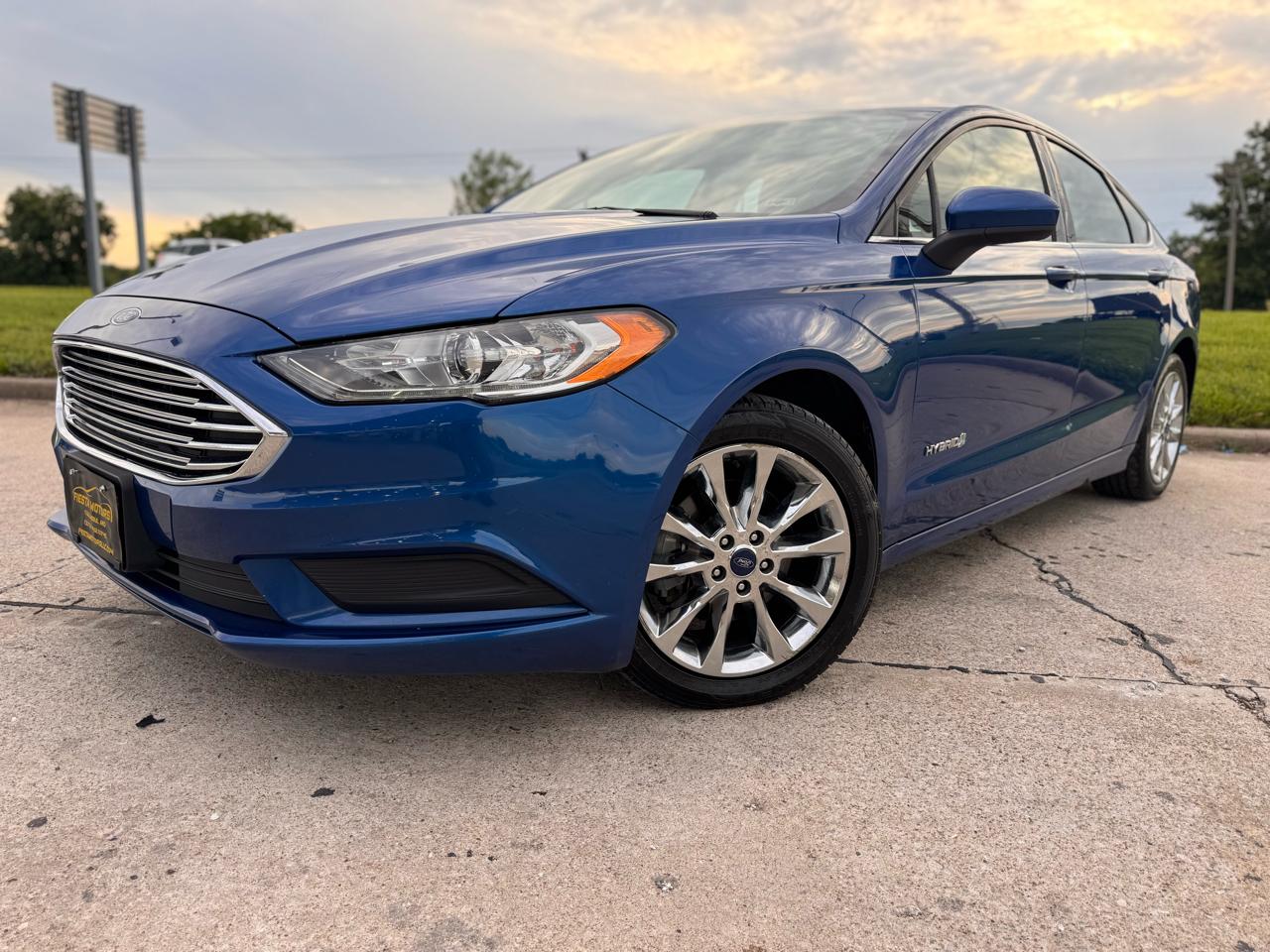 Ford Fusion Hybrid SE 2017
