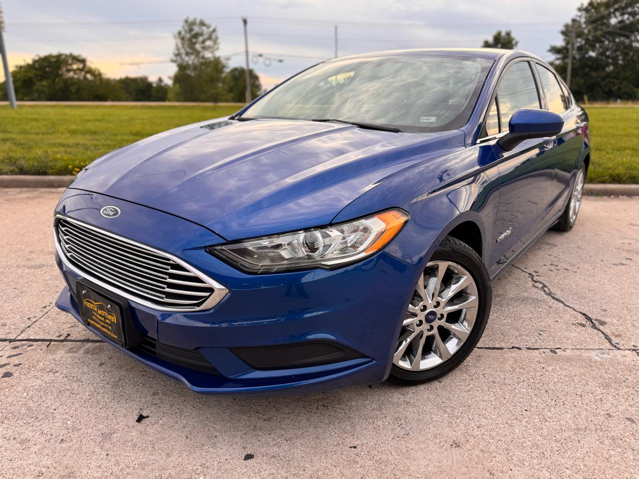 Ford Fusion Hybrid SE 2017