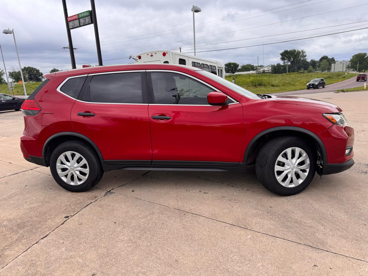 Nissan Rogue S AWD 2017