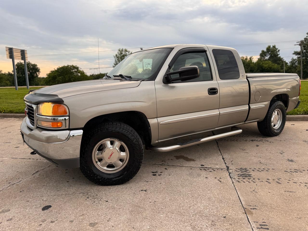 GMC Sierra 1500 SLE Ext. Cab Short Bed 4WD 1999