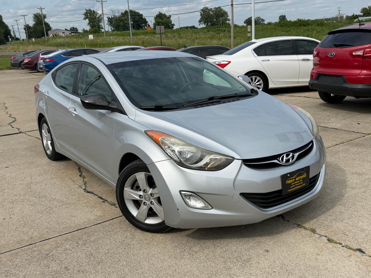 Hyundai Elantra Limited 2012