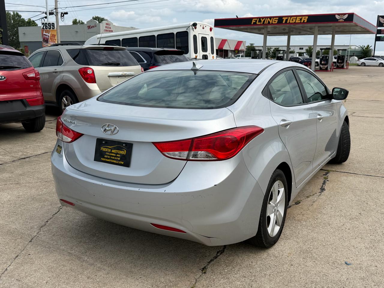 Hyundai Elantra Limited 2012