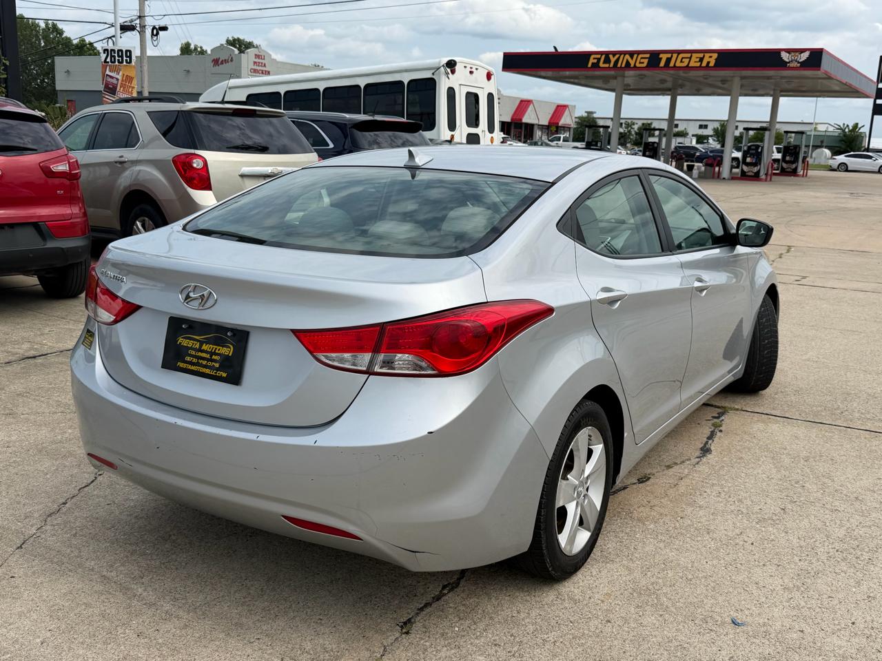 Hyundai Elantra Limited 2012
