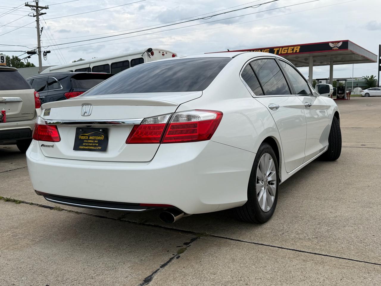 Honda Accord EX-L Sedan CVT 2013