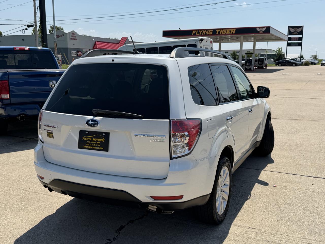 Subaru Forester 2.5X Premium 2013