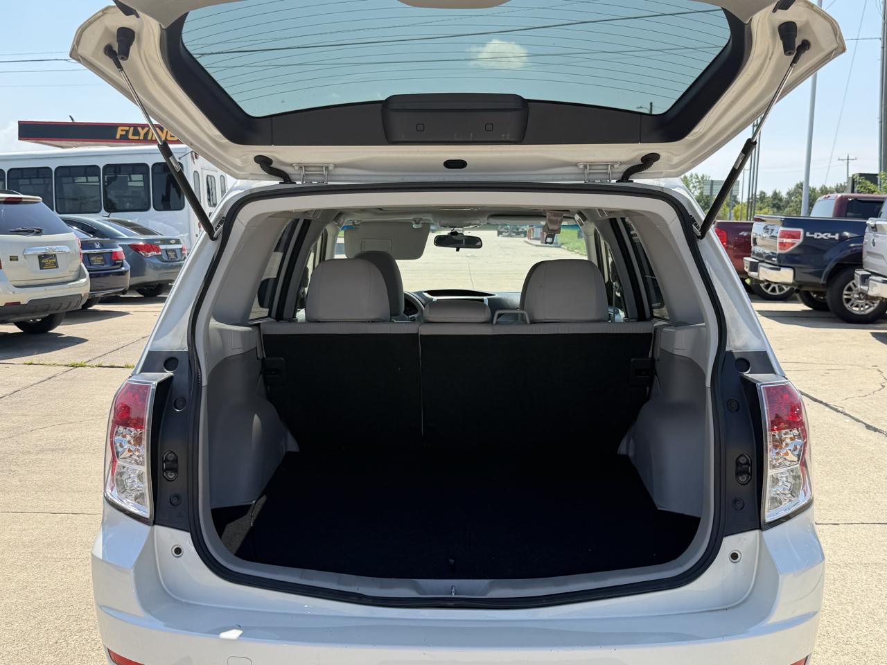 Subaru Forester 2.5X Premium 2013