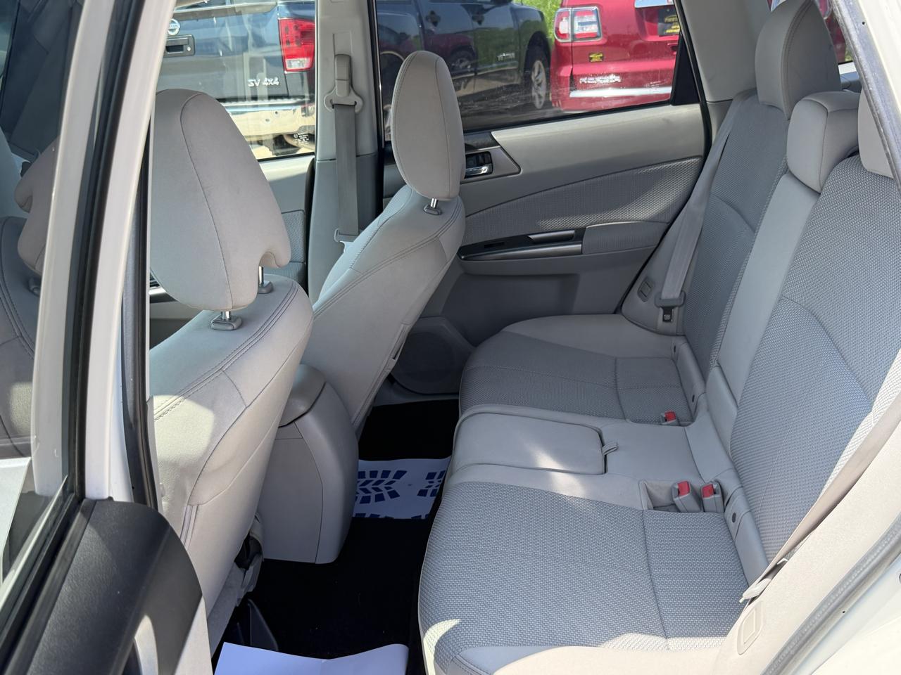 Subaru Forester 2.5X Premium 2013