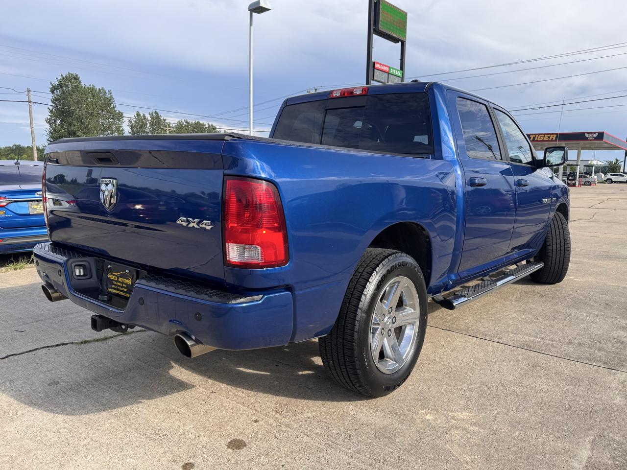 Dodge Ram 1500 SLT Crew Cab 4WD 2009