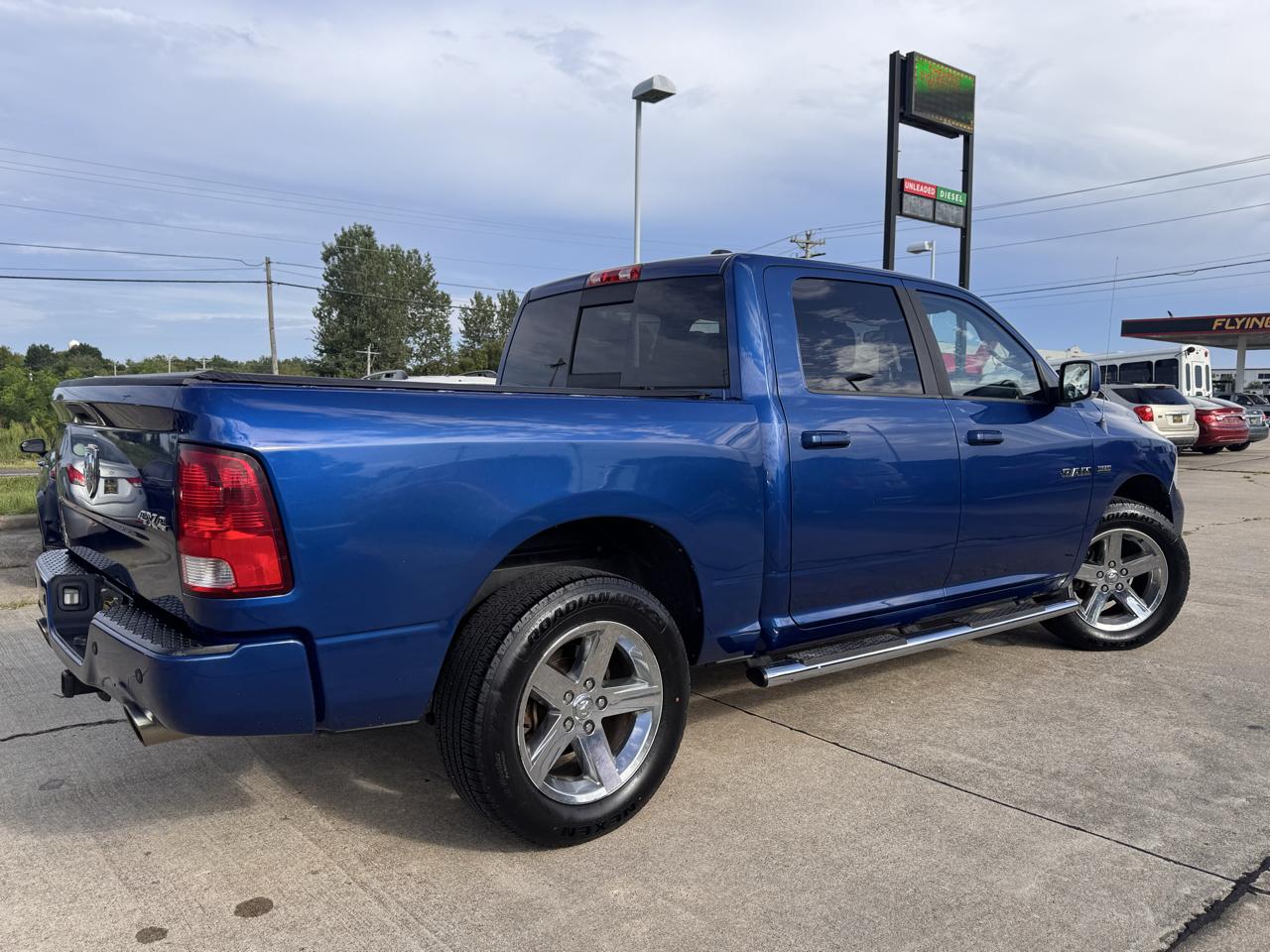 Dodge Ram 1500 SLT Crew Cab 4WD 2009