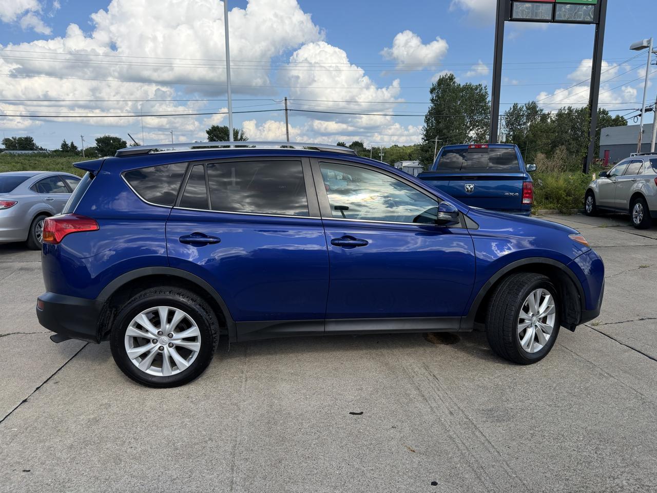 Toyota RAV4 Limited AWD 2014