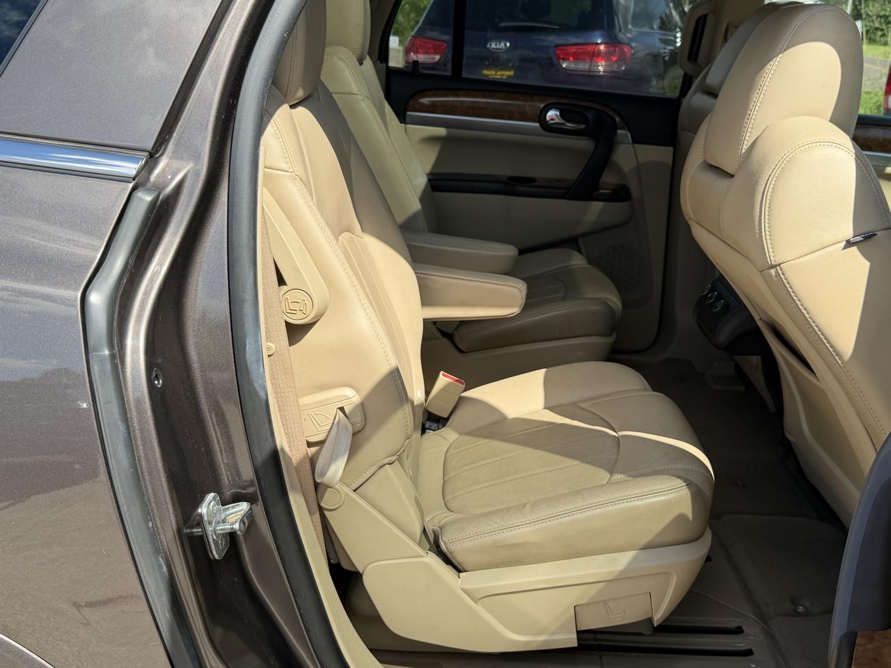 Buick Enclave CXL-1 FWD 2011