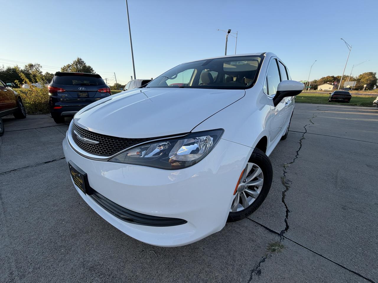 Chrysler Pacifica Touring 2017