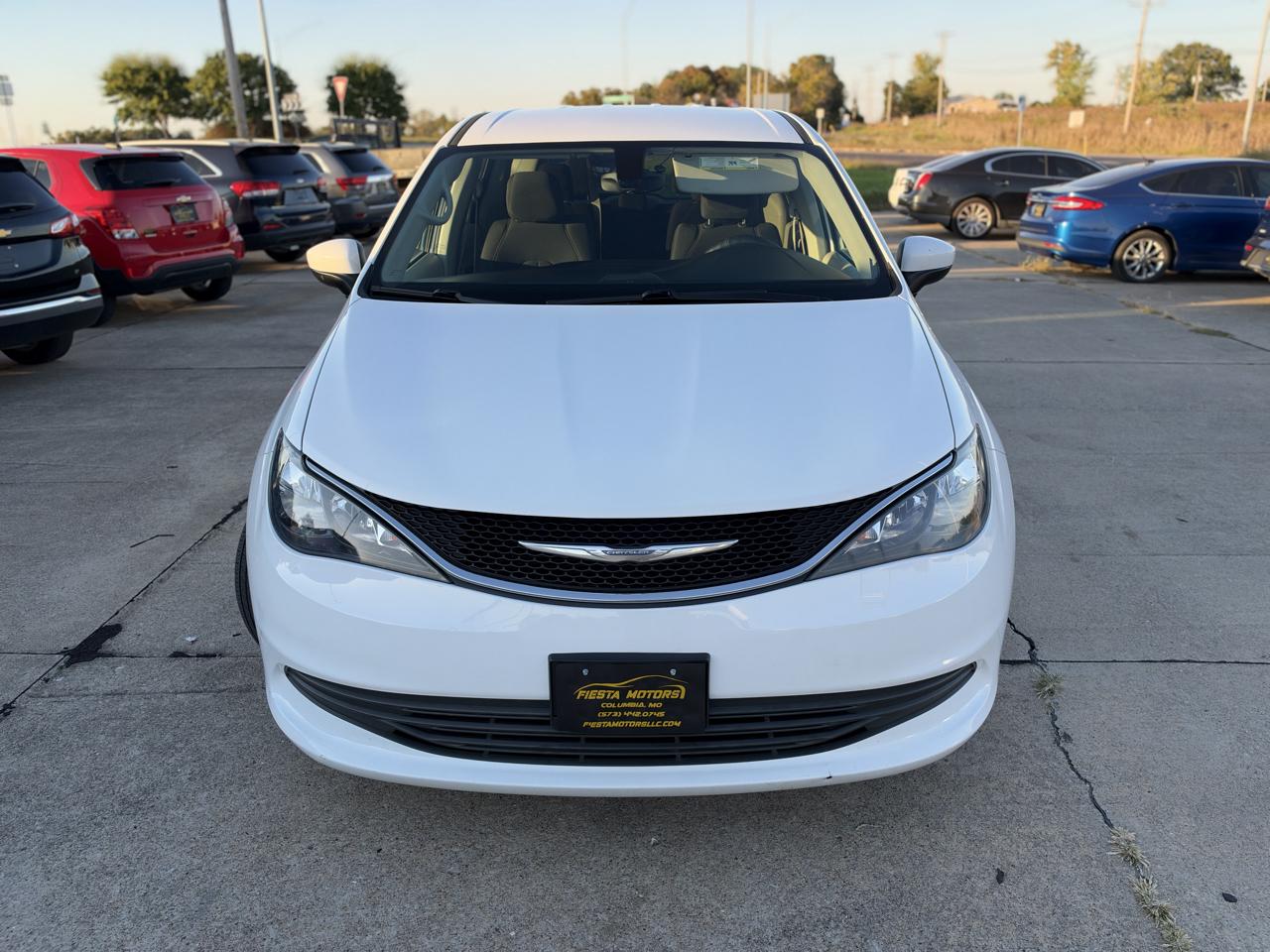 Chrysler Pacifica Touring 2017