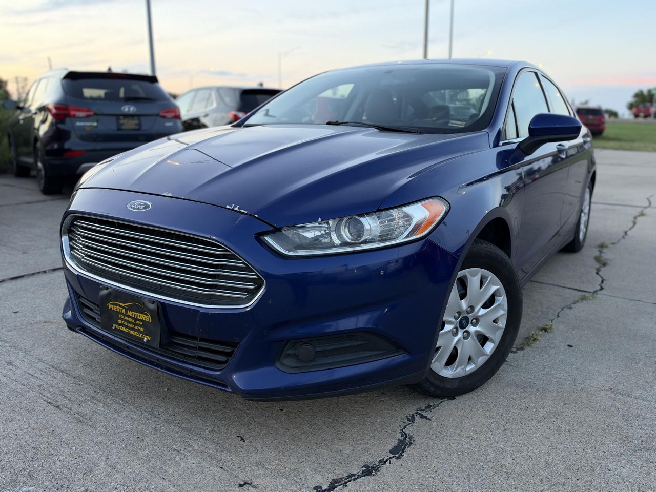 Ford Fusion S 2013