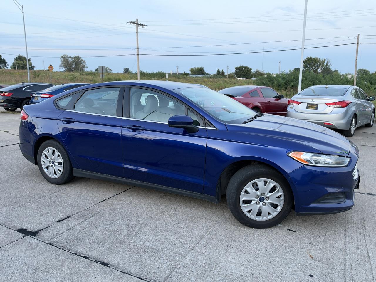Ford Fusion S 2013