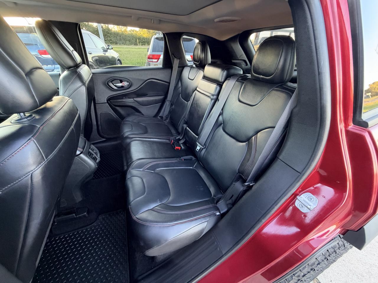Jeep Cherokee Trailhawk 4WD 2014