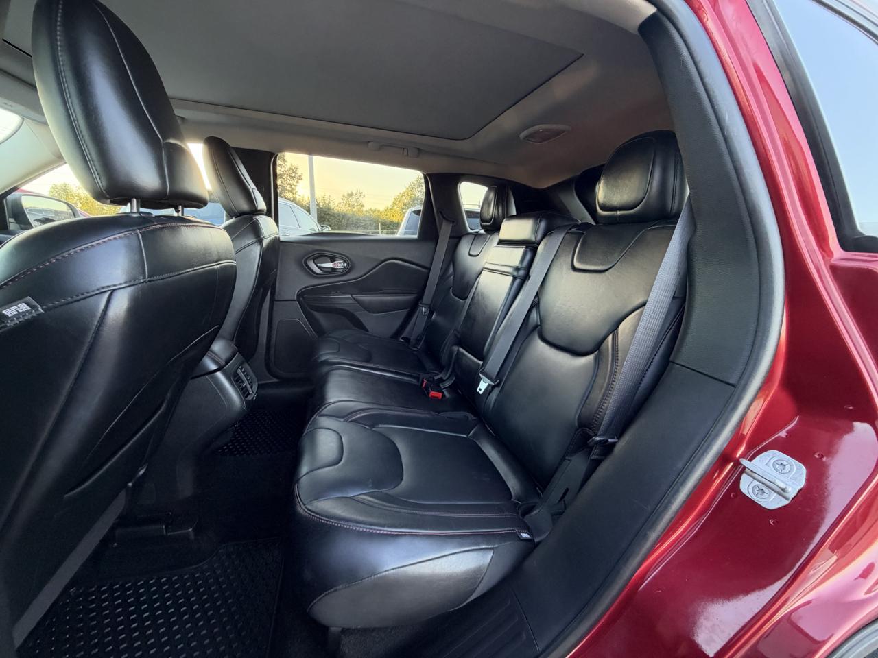 Jeep Cherokee Trailhawk 4WD 2014