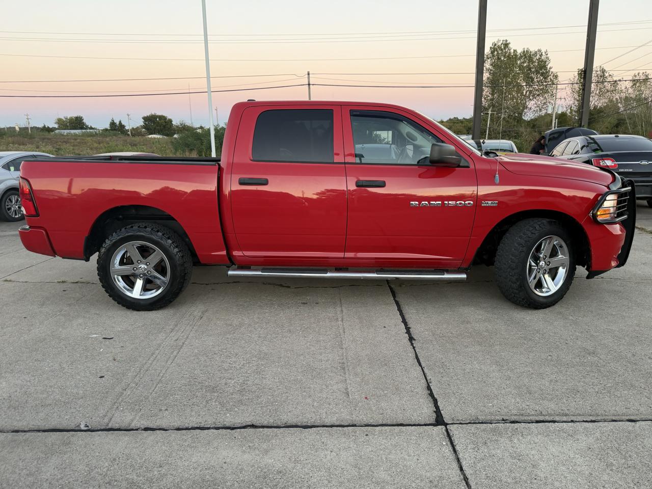 RAM 1500 ST Crew Cab 4WD 2012