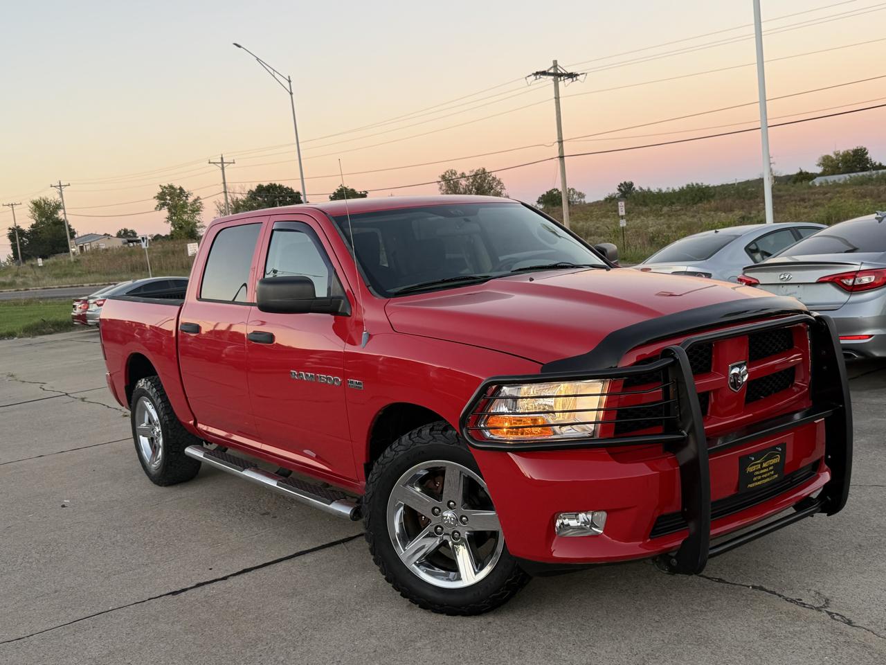 RAM 1500 ST Crew Cab 4WD 2012