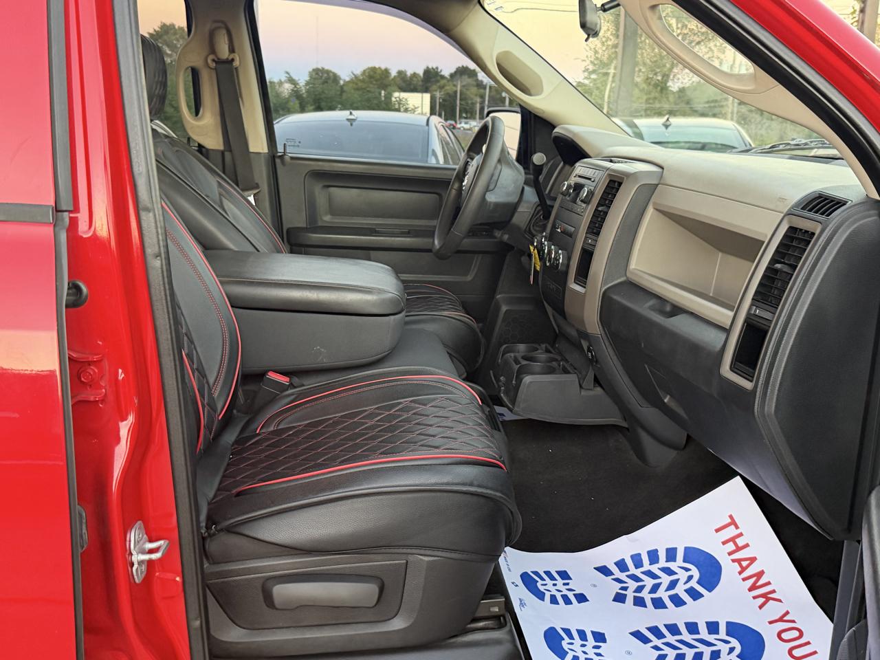 RAM 1500 ST Crew Cab 4WD 2012