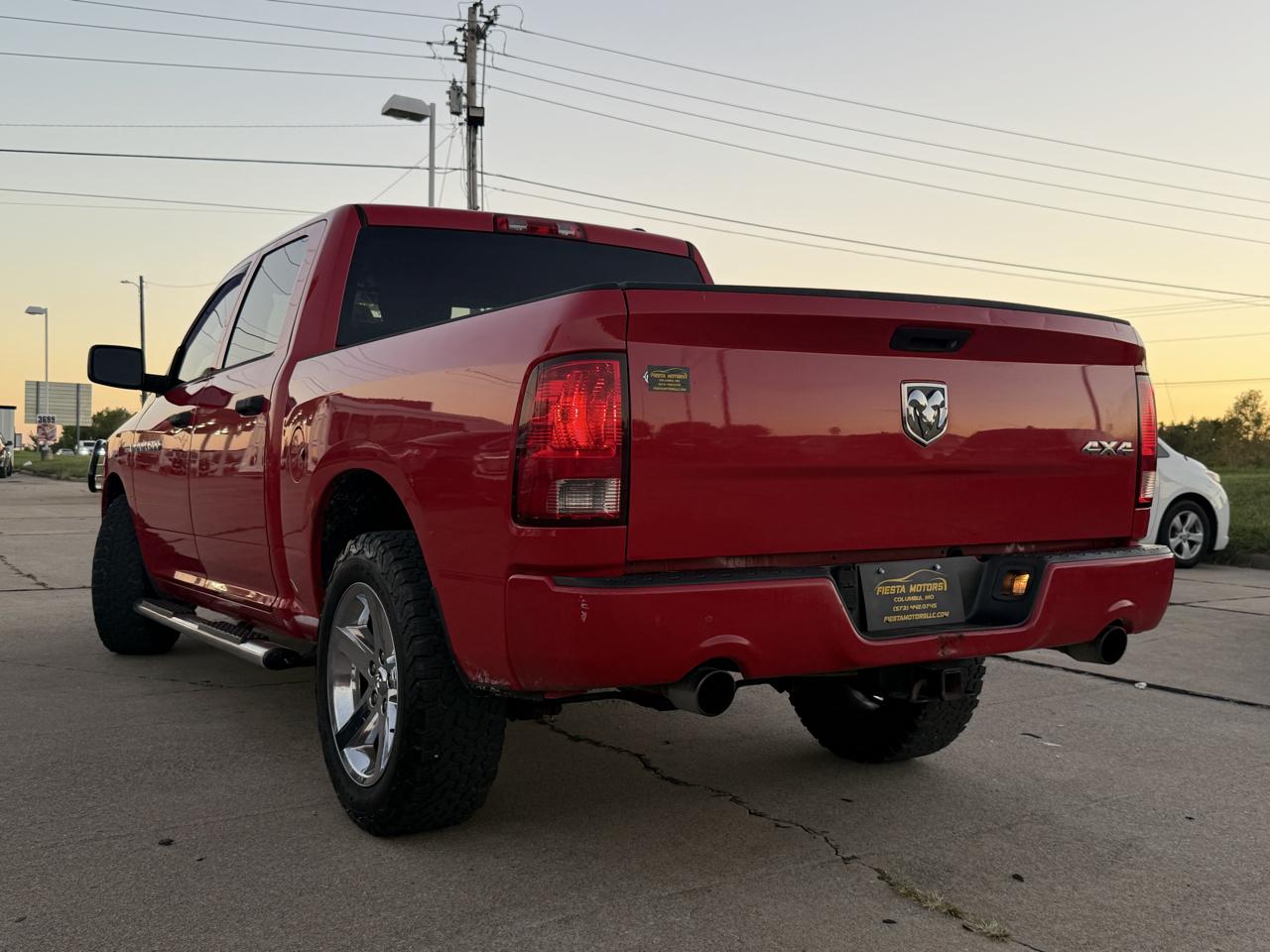 RAM 1500 ST Crew Cab 4WD 2012